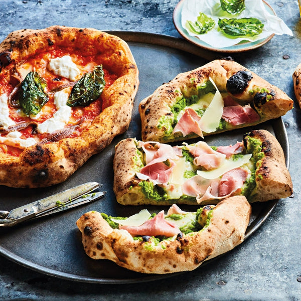 Napoli by Michele Pascorella