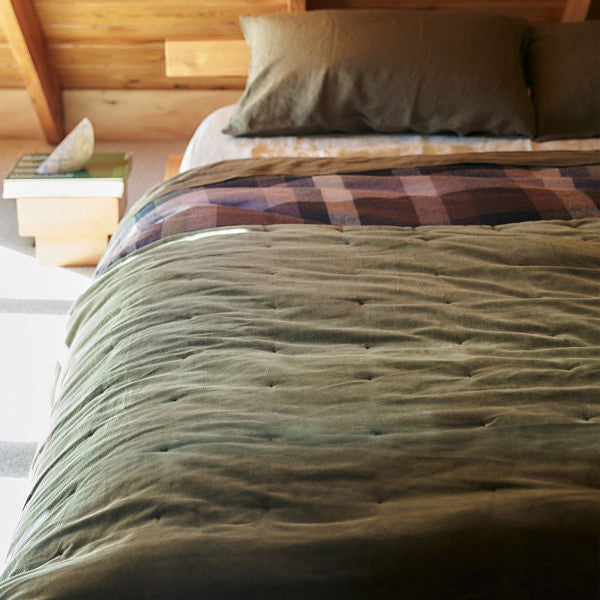 Citta Velvet Quilt - Ivy