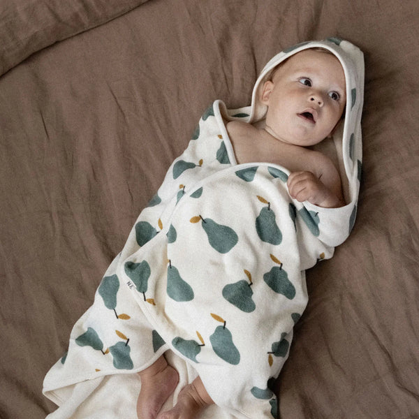 Cotton Hooded Towel Pear Print