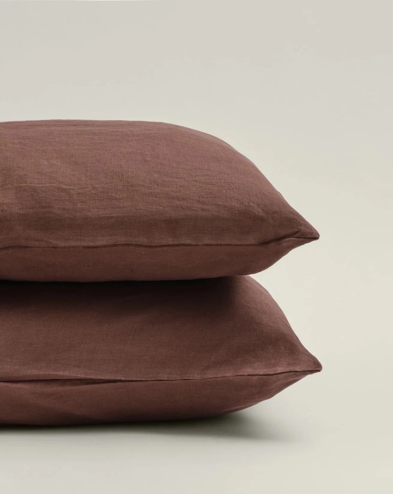 Linen Pillowcase Set of 2 in Chocolate