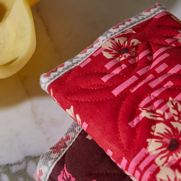 Marta Oven Mitt Set