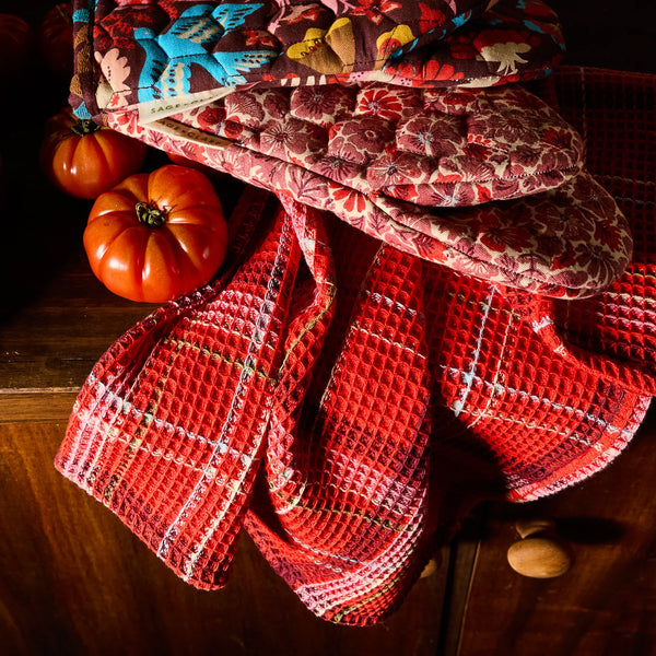 Frances Waffle Tea Towel Poppy