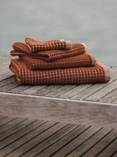 Nero Towel Range Paprika/Cream
