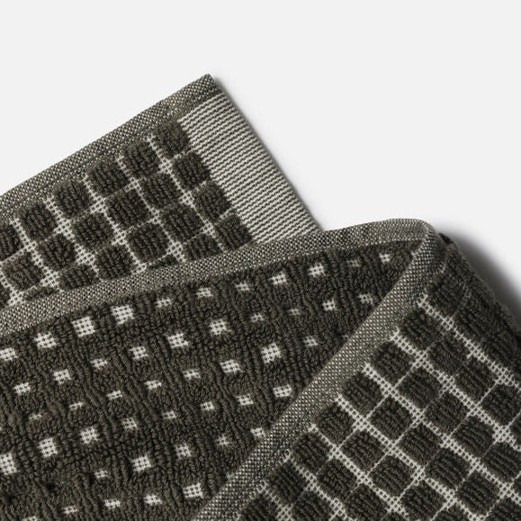 Nero Towel Range Ivy/Cream