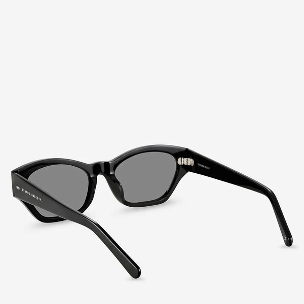 Otherworldly Sunglasses Black