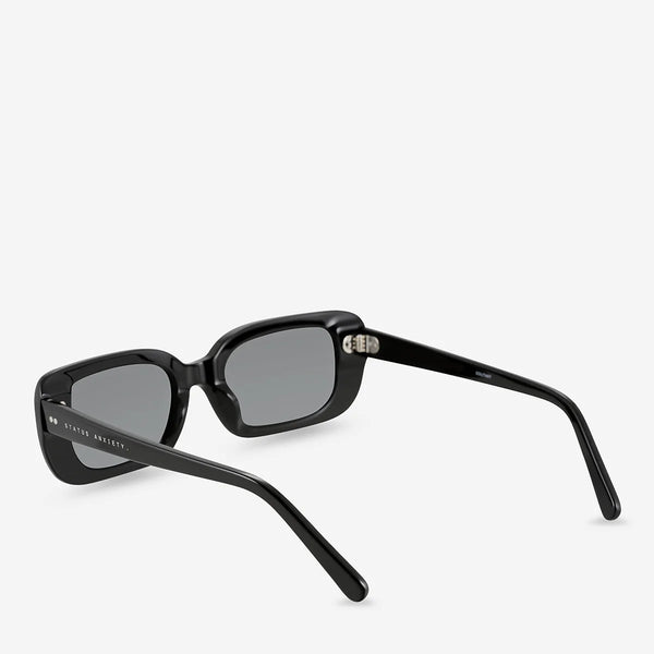 Solitary Sunglasses Black